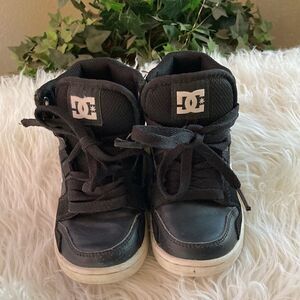 Boys DC Black Hightop Skate Shoes Size 11